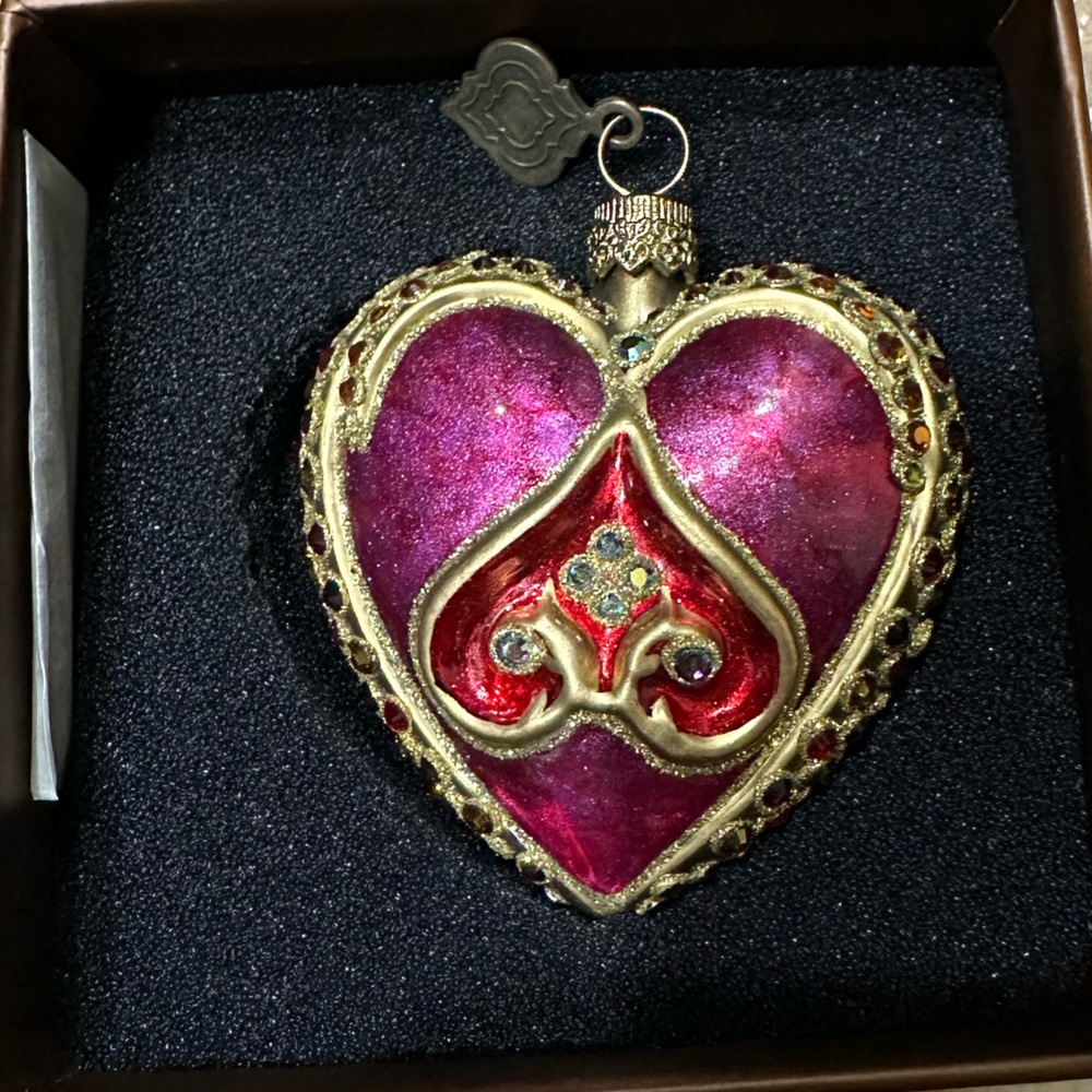 Jay Strongwater hand painted glass ❤️ heart ornament with Swarovski crystals